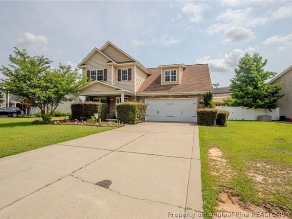554 Thorncliff Drive, Raeford, NC 28376