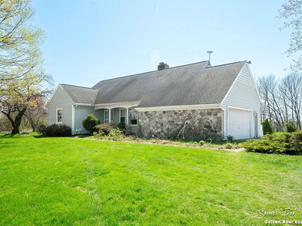 6671 Centerline Road, Saranac, MI 48881