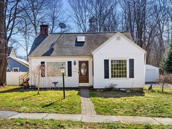 22 Woodland, Merrimac, MA 01860