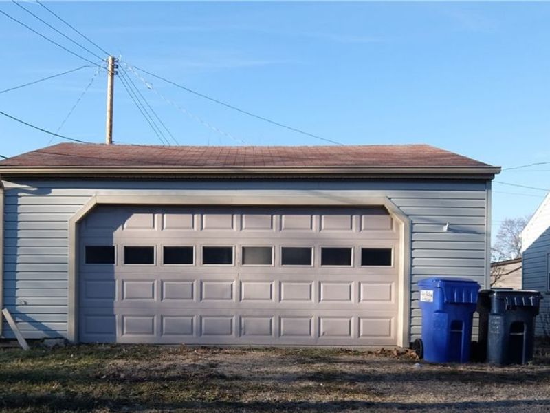 652 Ohio Ave., Mc Donald, OH 44437 Photo 2