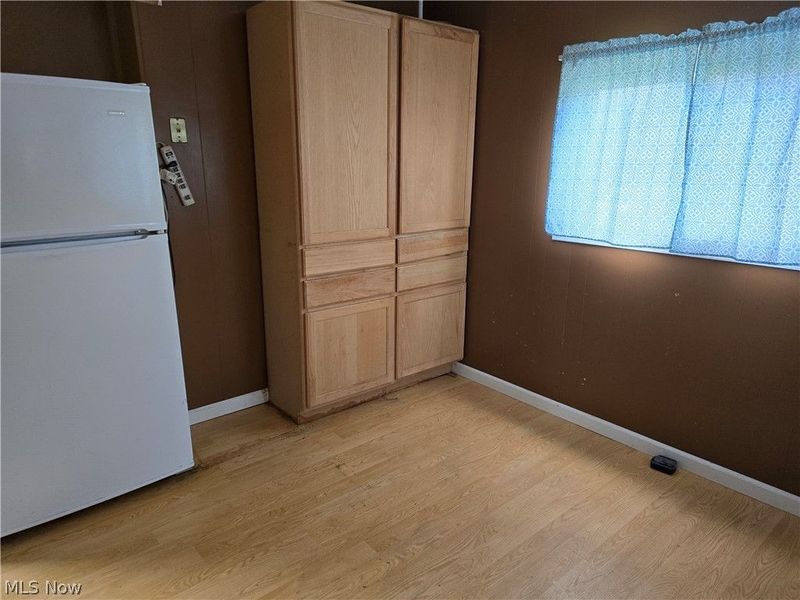 652 Ohio Ave., Mc Donald, OH 44437 Photo 8