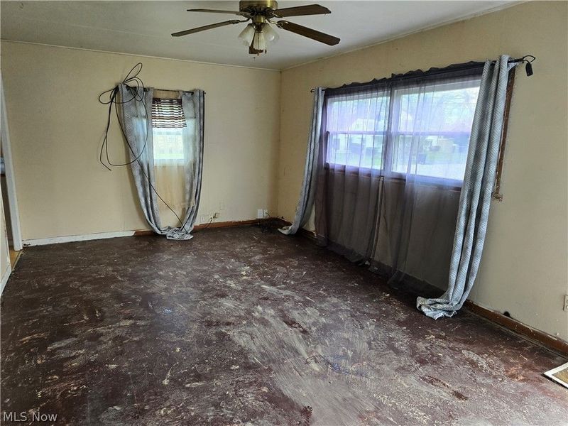 652 Ohio Ave., Mc Donald, OH 44437 Photo 9