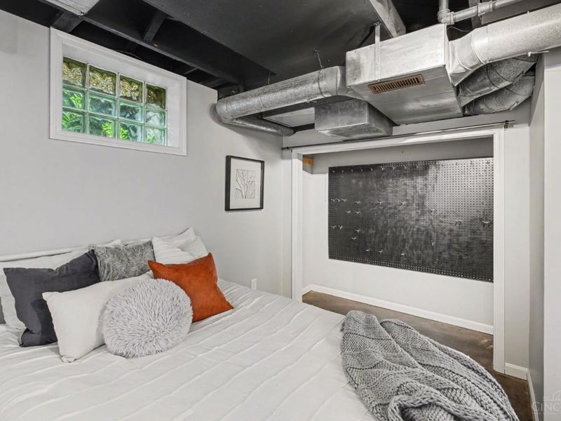 6618 Elm Street, Mariemont, OH 45227 Photo 21