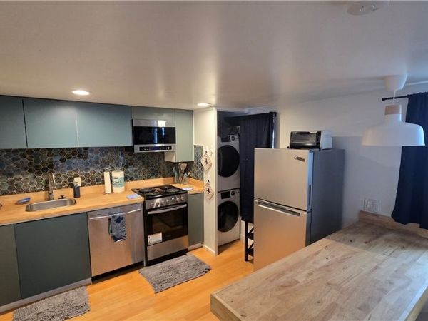 3418 Oneida Way , Unit 1, Las Vegas, NV 89169