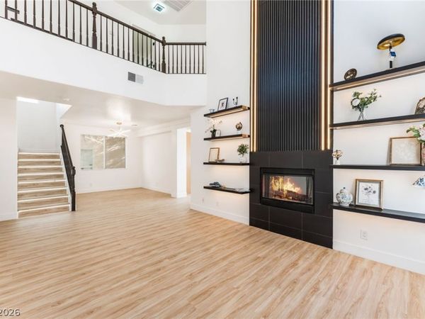 3472 Unique Way, Las Vegas, NV 89129