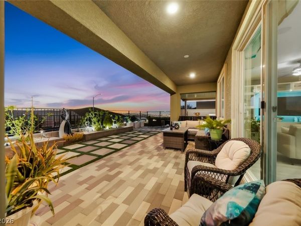 333 Crimson Edge Street, Henderson, NV 89012