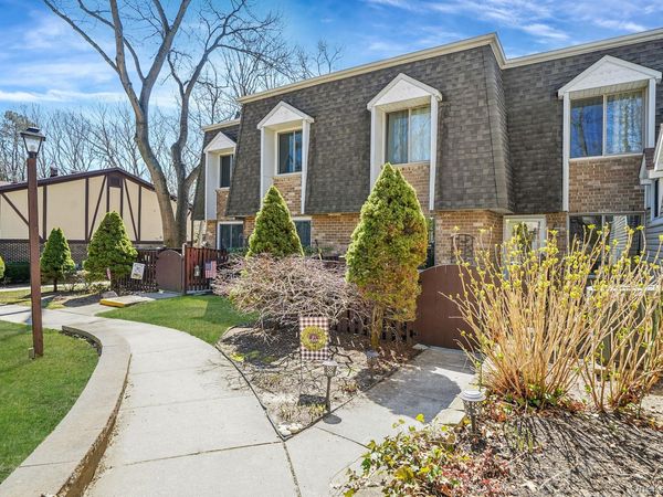 175 Cambridge Drive , Port Jefferson Station, NY 11776