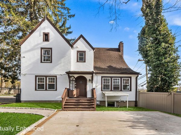 1 Spencer Court , Hartsdale, NY 10530