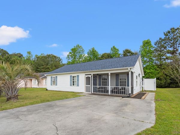5168 Spring St., Loris, SC 29569