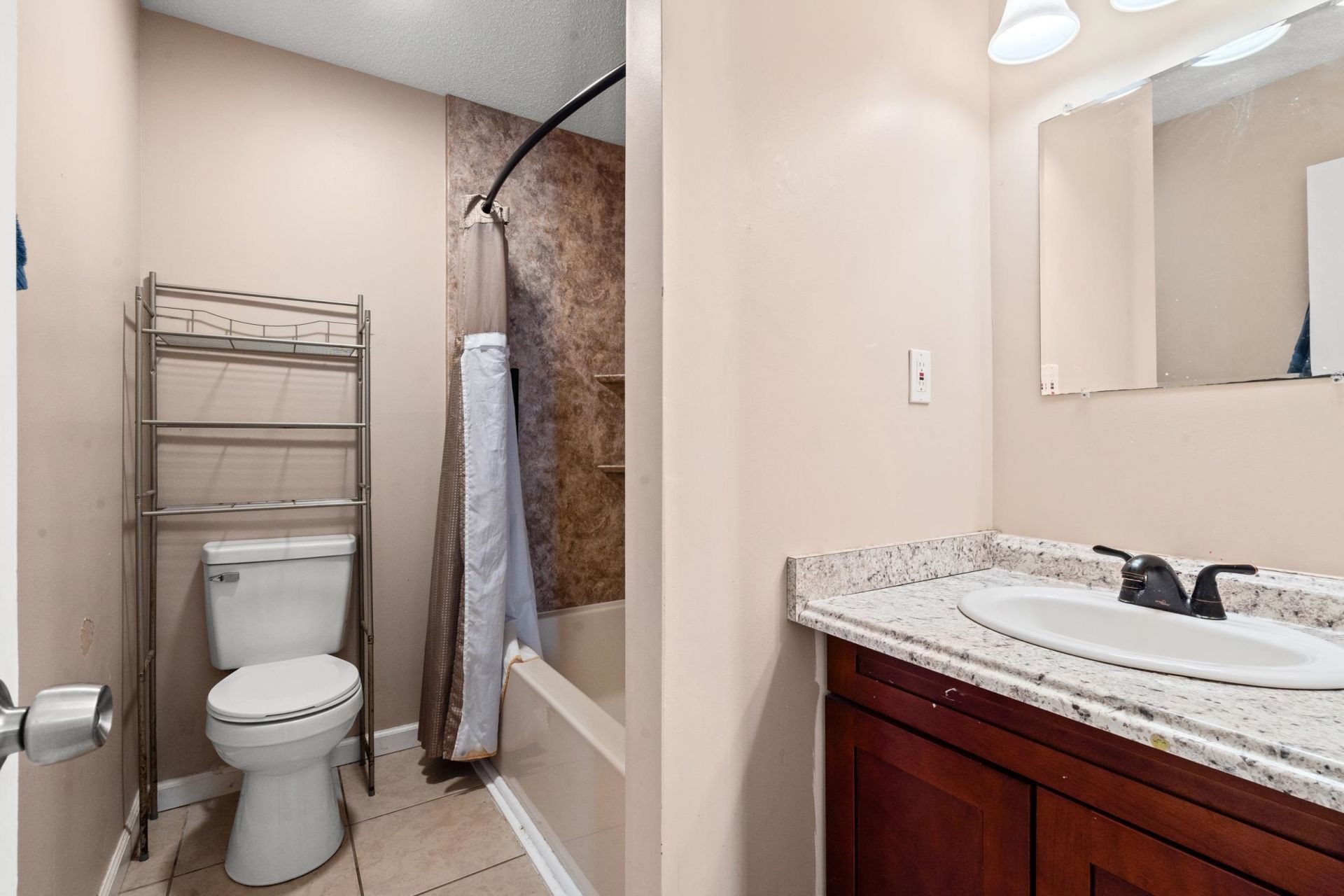 5168 Spring St. Photo 12