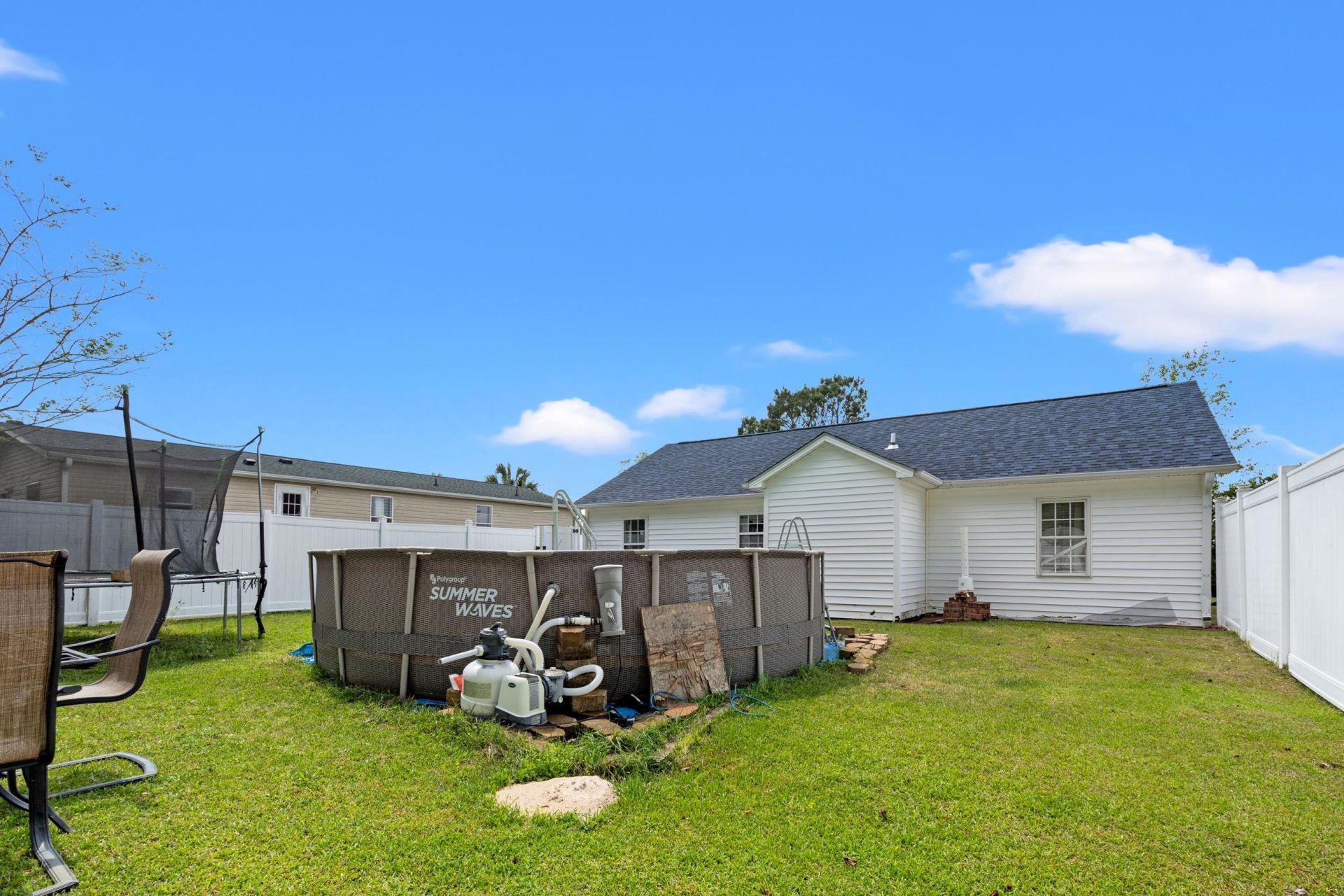 5168 Spring St. Photo 16