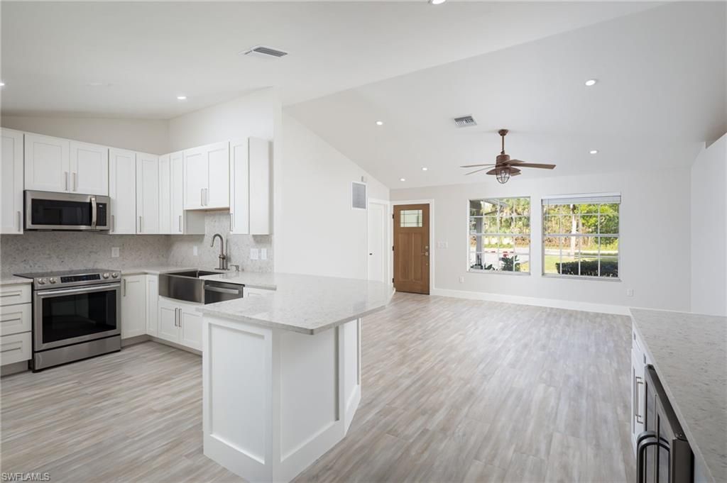 380 6th St Ne, Naples, FL 34120 Photo