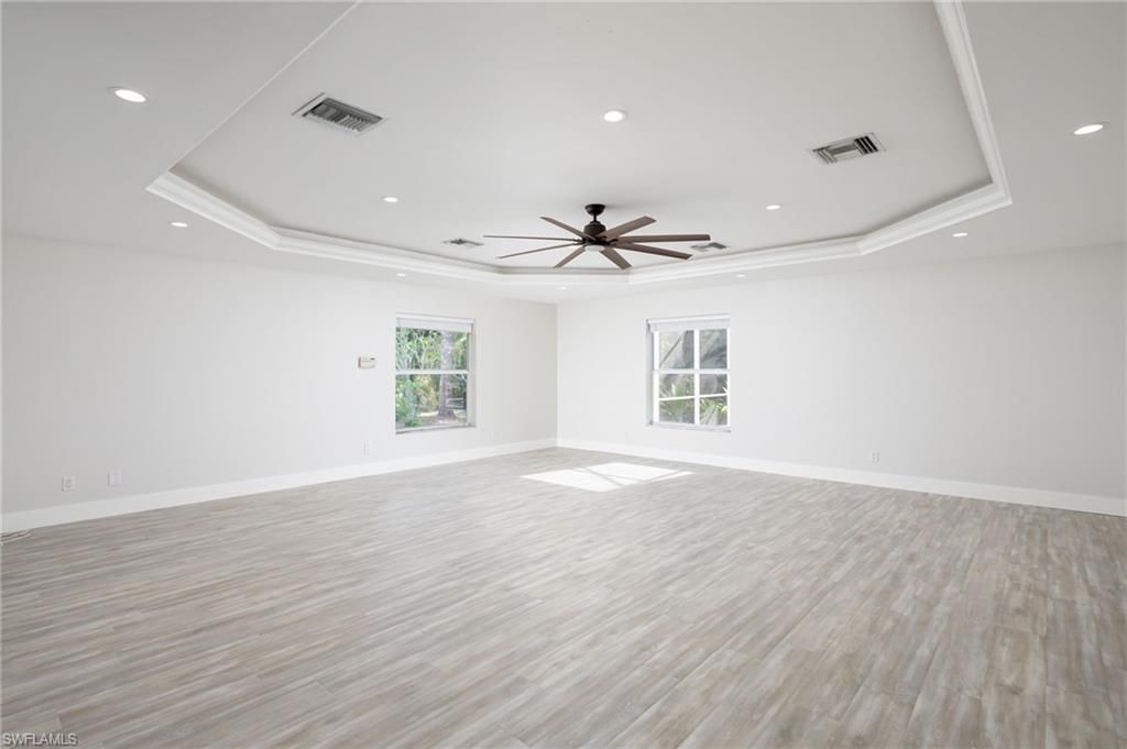 380 6th St Ne, Naples, FL 34120 Photo