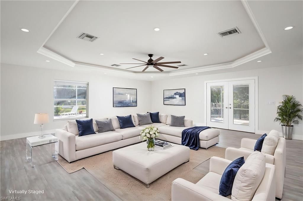 380 6th St Ne, Naples, FL 34120 Photo