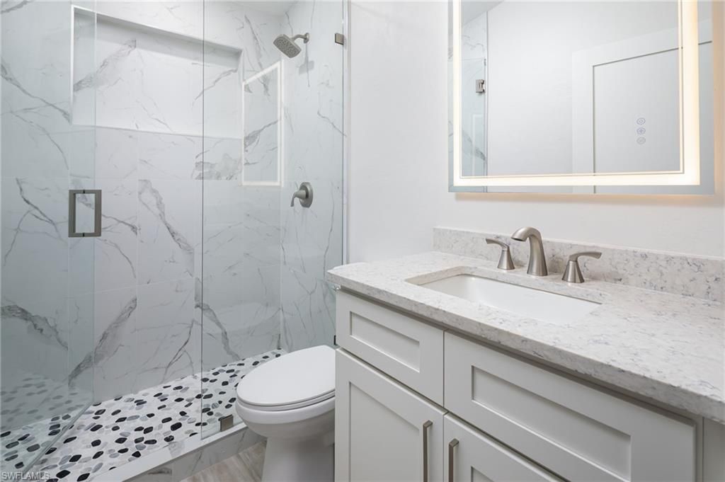 380 6th St Ne, Naples, FL 34120 Photo