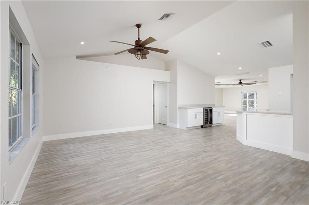 380 6th St Ne, Naples, FL 34120 Photo