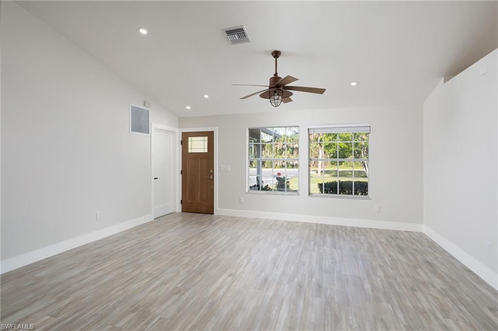 380 6th St Ne, Naples, FL 34120 Photo