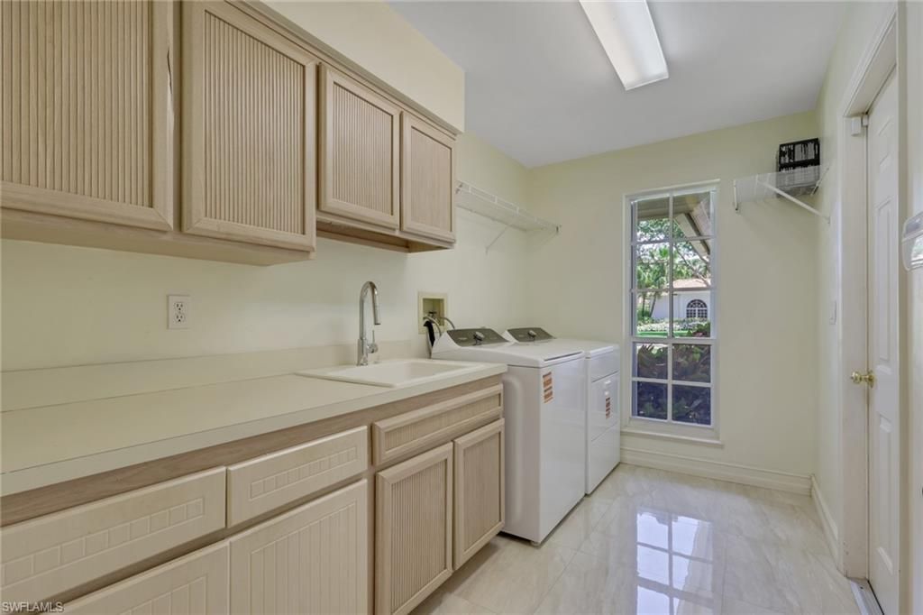 219 Monterey Dr, Naples, FL 34119 Photo