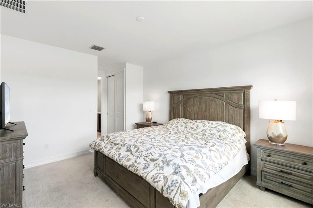 7572 Carnegie Way, Naples, FL 34119 Photo