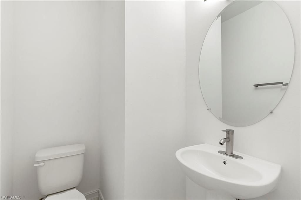 7572 Carnegie Way, Naples, FL 34119 Photo