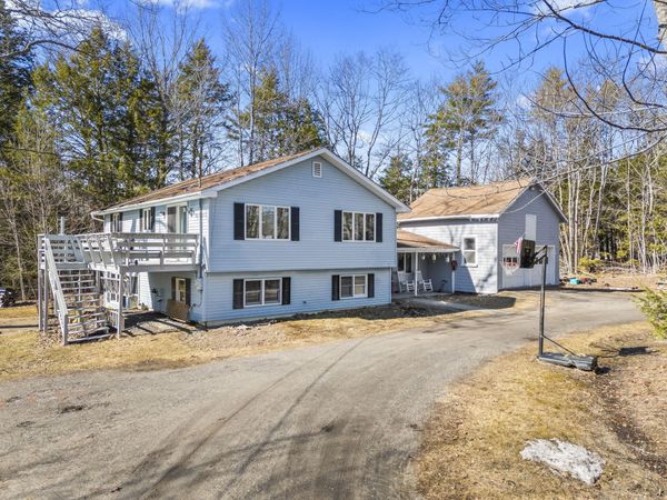 1072 Middle Road , Woolwich, ME 04579