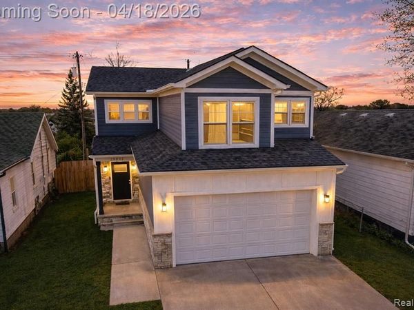 23092 Berdeno Avenue, Hazel Park, MI 48030