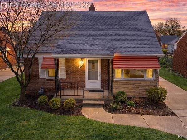 3539 Huron Street, Dearborn, MI 48124