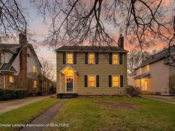 528 Riley Street, Lansing, MI 48910