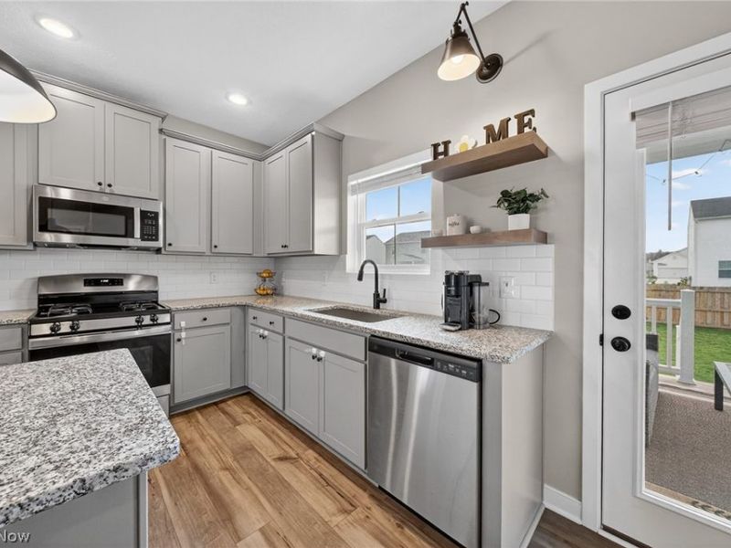 224 Harvest Way, Elyria, OH 44035 Photo 10