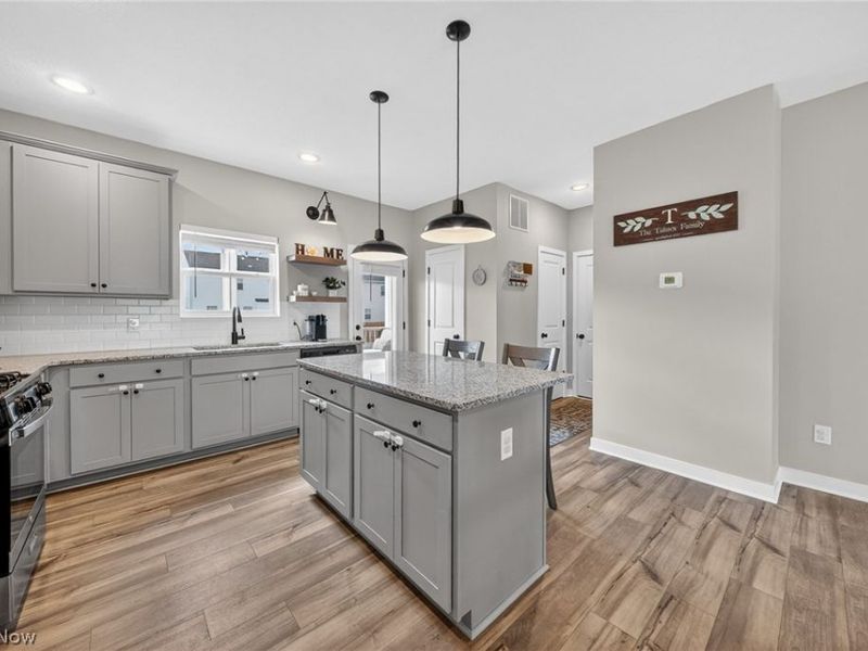 224 Harvest Way, Elyria, OH 44035 Photo 13