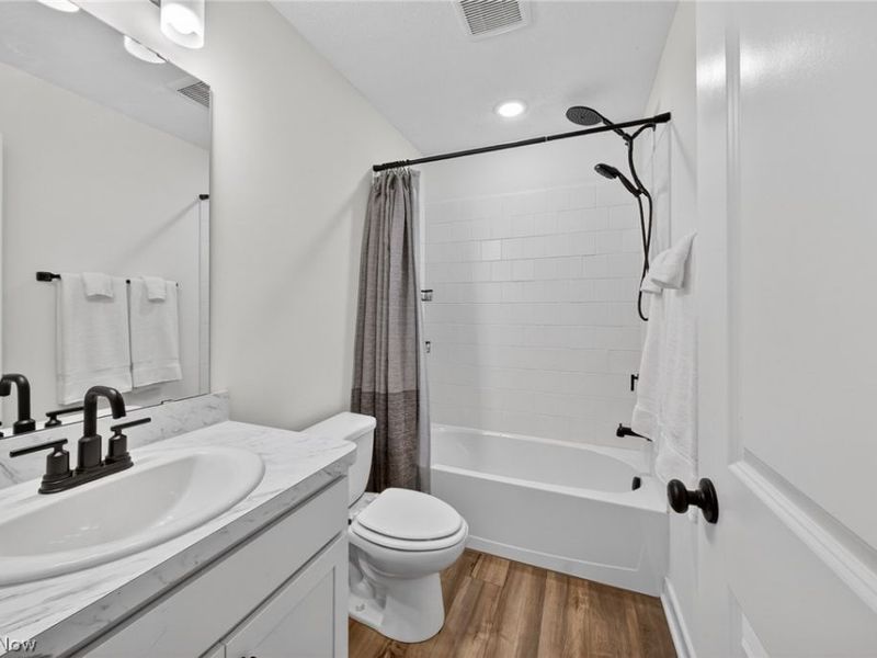 224 Harvest Way, Elyria, OH 44035 Photo 25