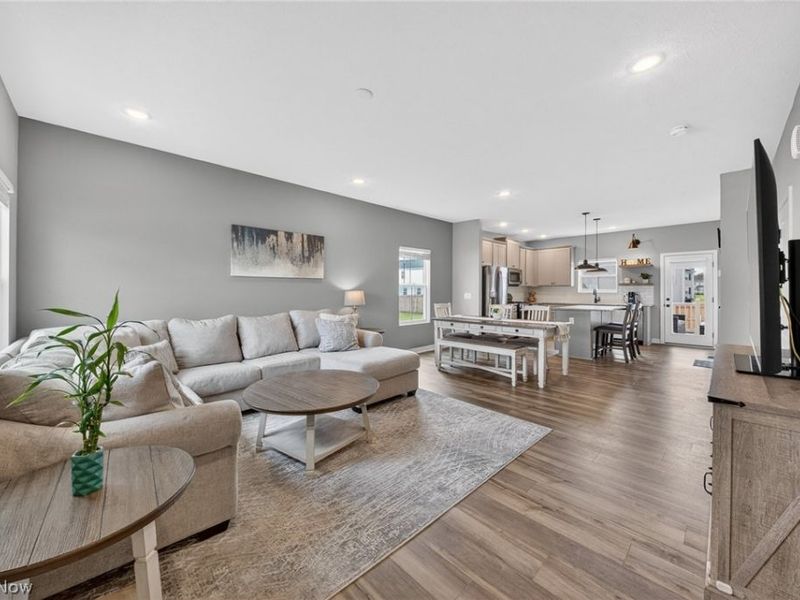 224 Harvest Way, Elyria, OH 44035 Photo 3