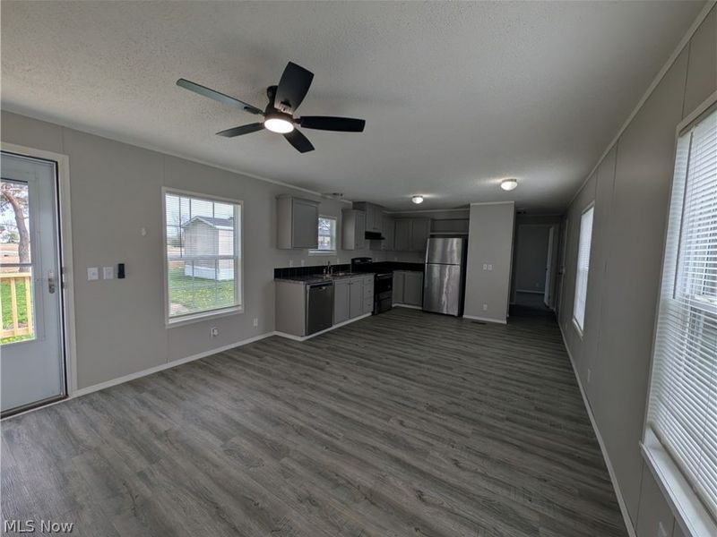 135 Kenny Brook Lane, Elyria, OH 44035 Photo 5