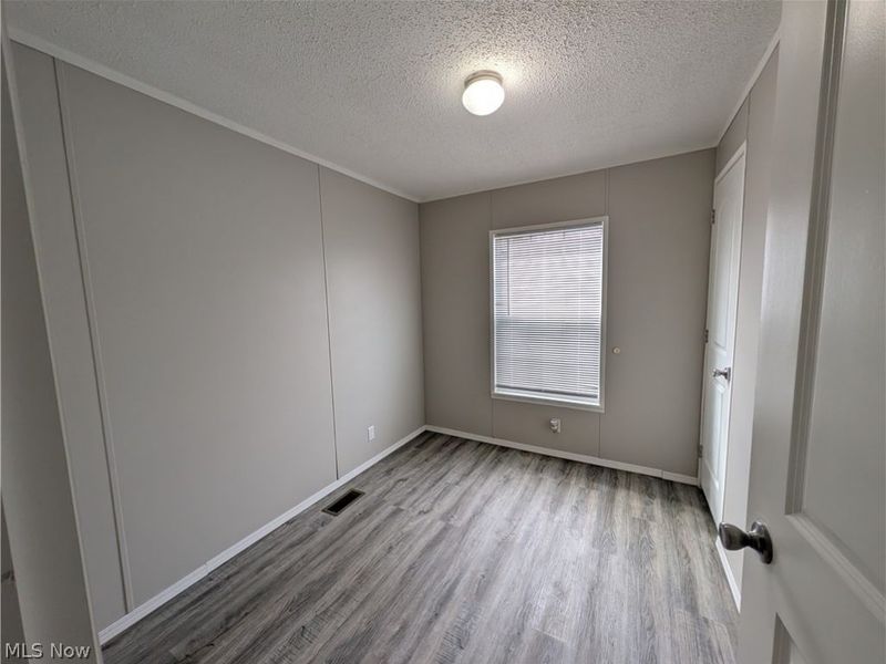 135 Kenny Brook Lane, Elyria, OH 44035 Photo 6