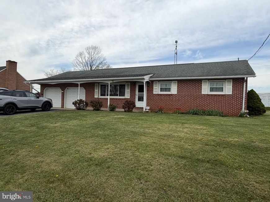 7935 Scenic Drive, Shippensburg, PA 17257 Main Photo