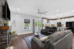 1448 Longridge Road photo 4