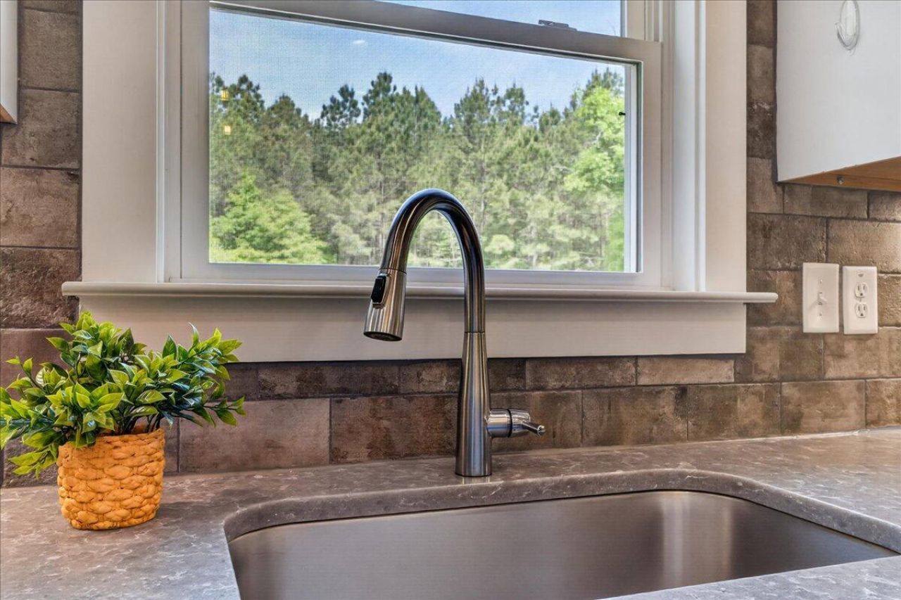 1448 Longridge Road Photo 6