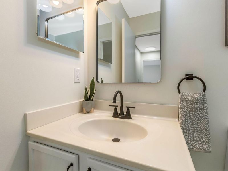 7729 Powers Ridge Drive, Blacklick, OH 43004 Photo 32