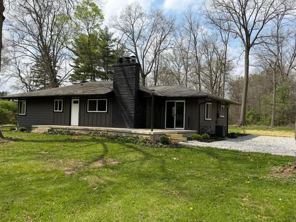 1297 Oak Hill Road, Blacklick, OH 43004