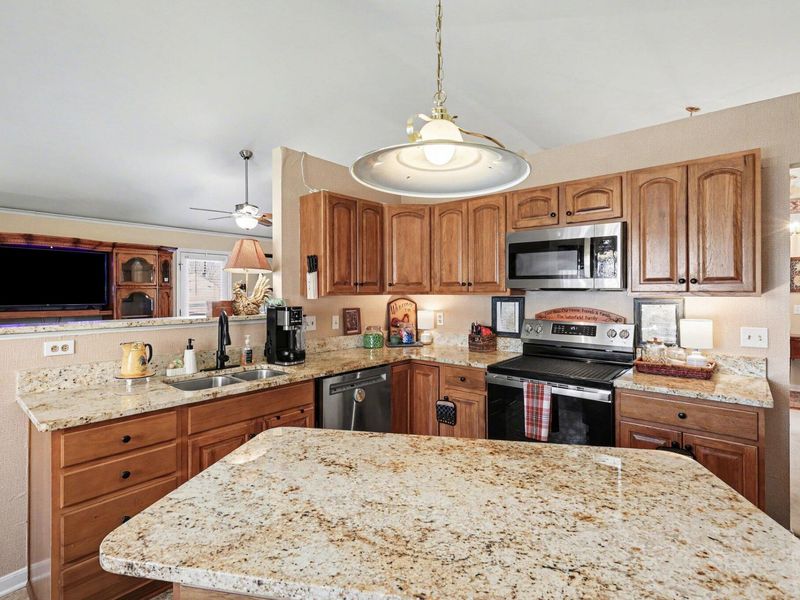 2220 Treetop Lane, Hebron, KY 41048 Photo 9