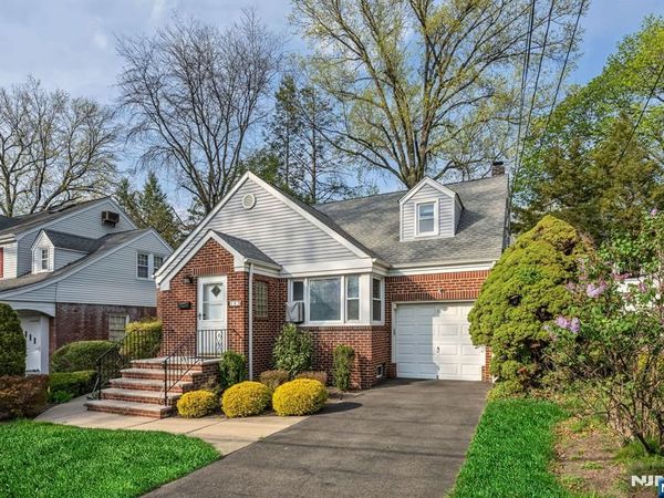 153 Moore Avenue, LEONIA, NJ 07605