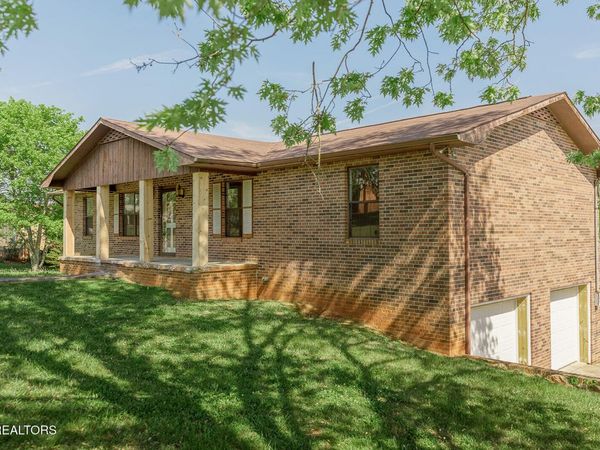 425 Third St, Seymour, TN 37865