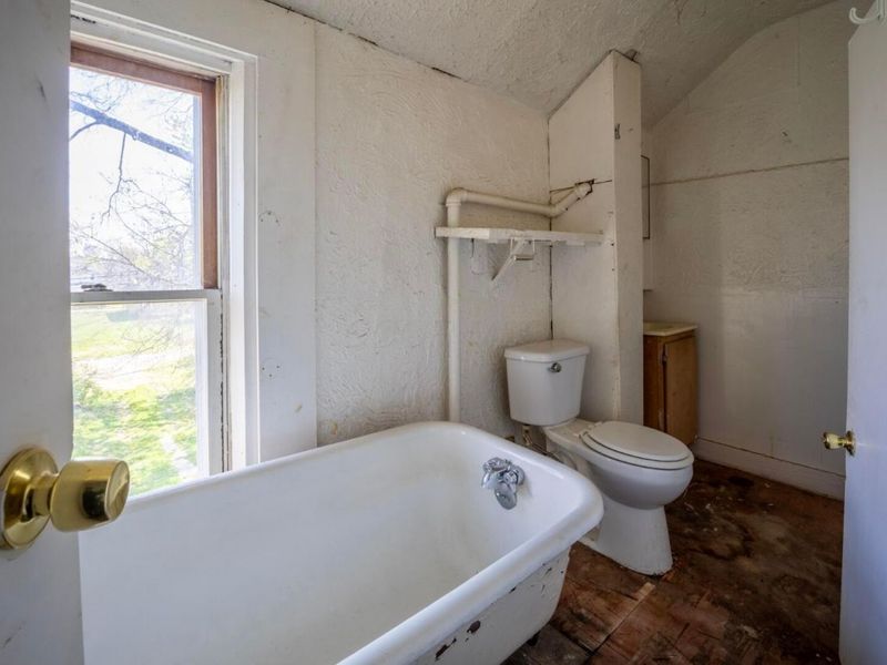 76 N Central Avenue , Columbus, OH 43222 Photo 16