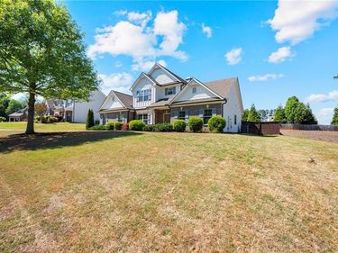 1474 Ronald Reagan Lane , Jefferson, GA 30549