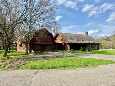 106/106A Josh Webb Lane, Sherburne, NY 13460