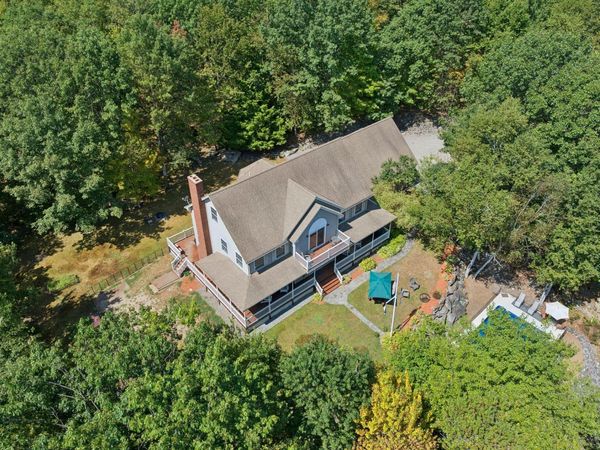 111 Daggett Drive , Raymond, ME 04071