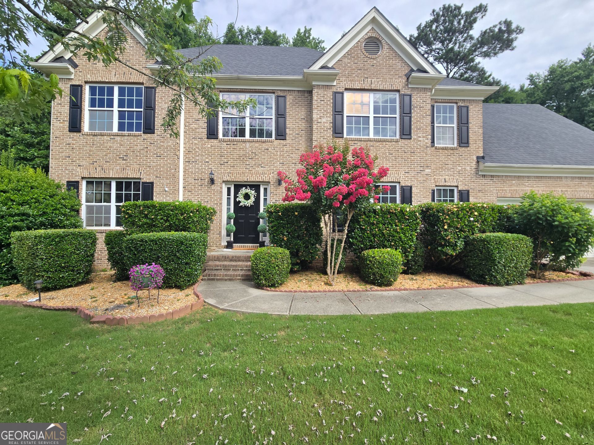 6085 Lake Windsor Parkway, Buford, GA 30518 Main Photo