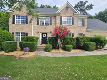 6085 Lake Windsor Parkway, Buford, GA 30518