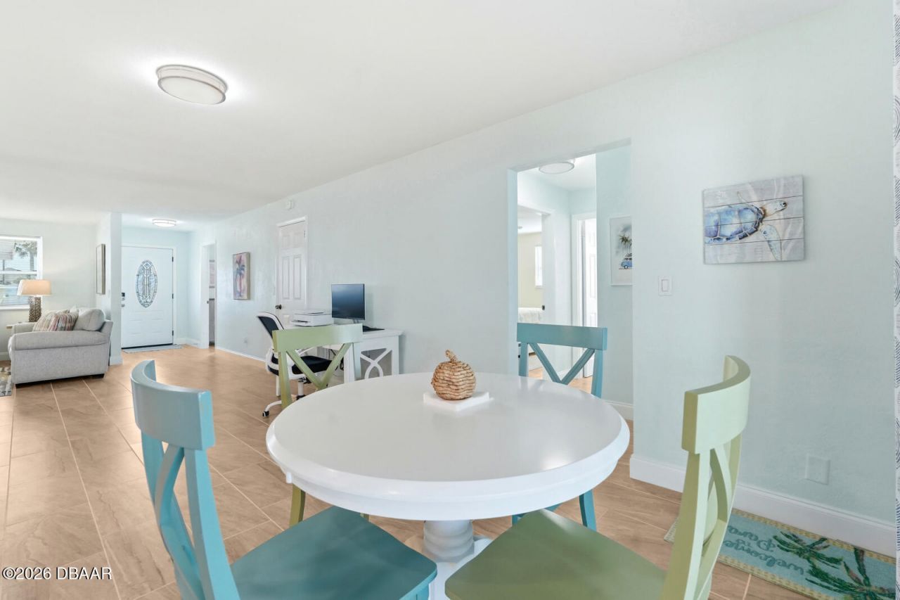 341 Plaza Boulevard, Daytona Beach, FL 32118 Photo