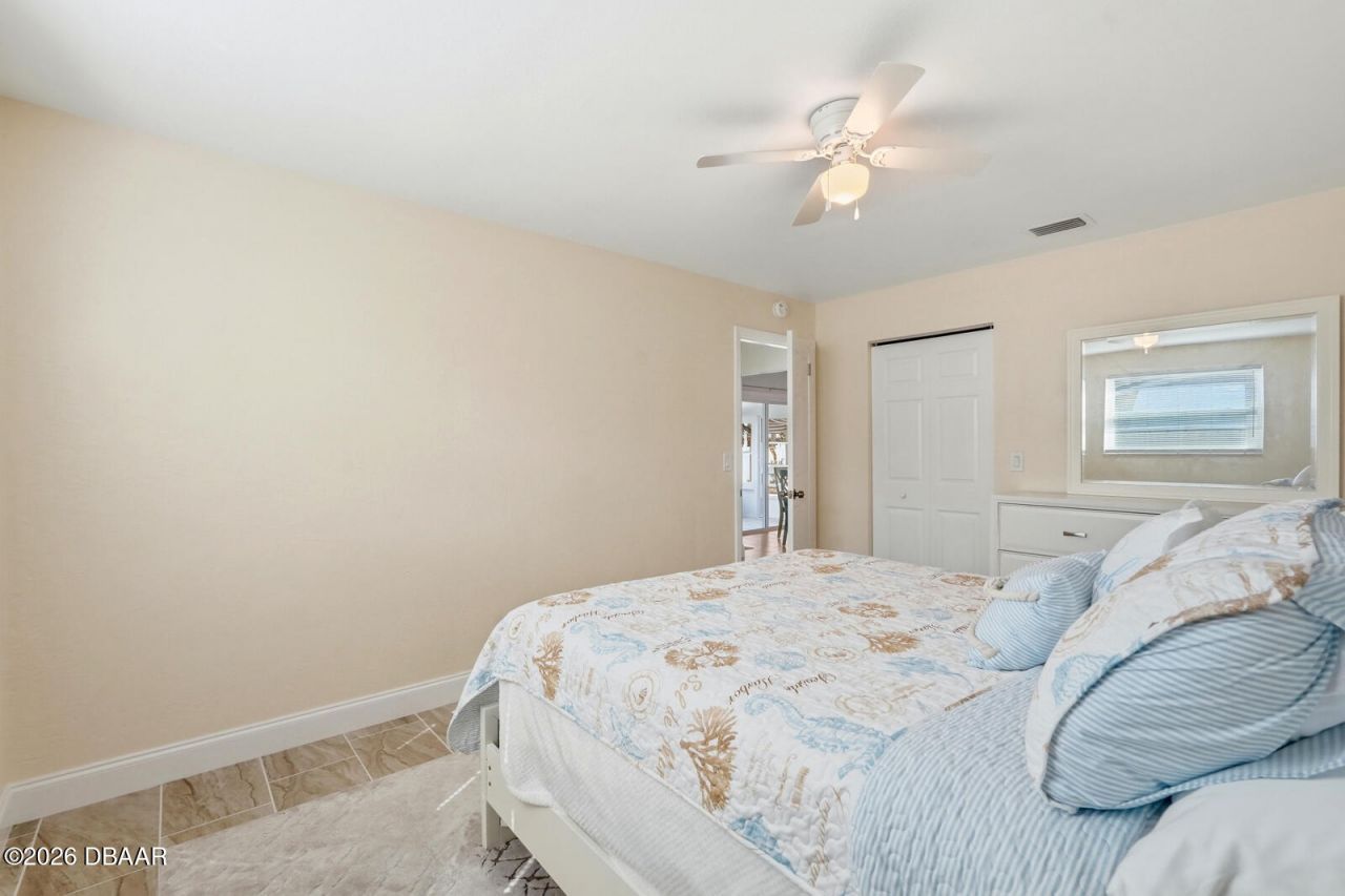 341 Plaza Boulevard, Daytona Beach, FL 32118 Photo